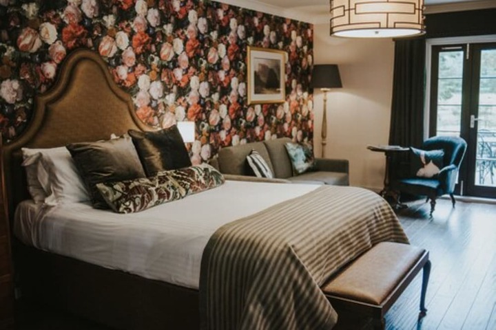 Room 16 of 62