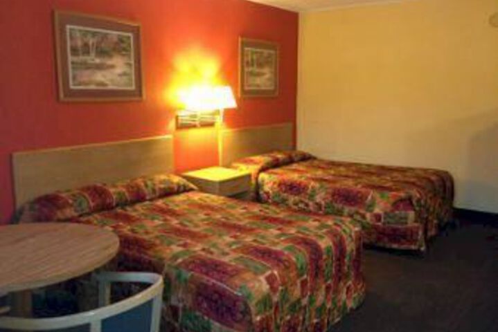 Room 5 of 7