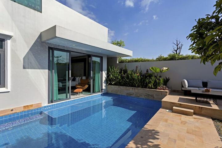 Pool 163 of 313