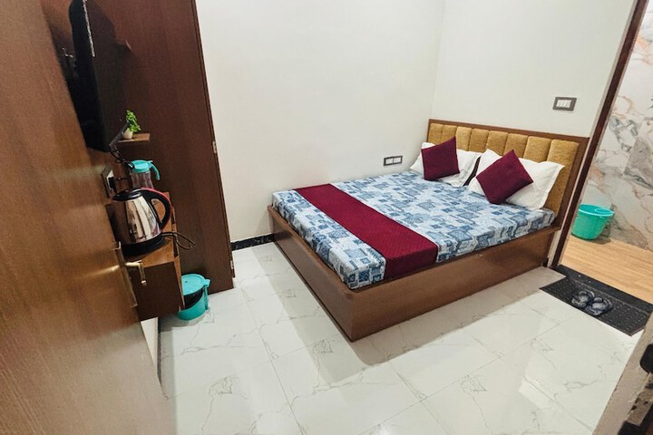 Room 15 of 71