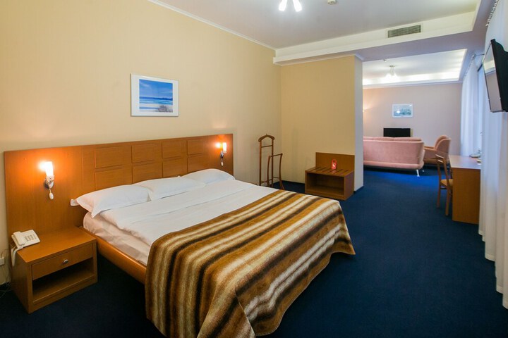 Room 21 of 63