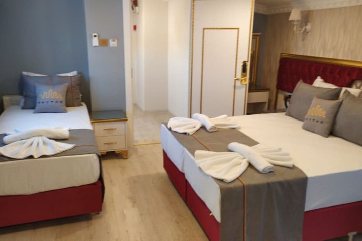 Room 10 of 110