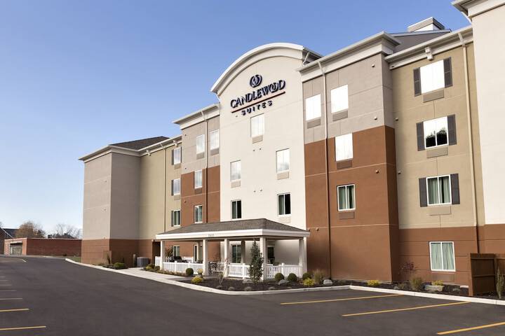 Hotel 27 of 28
