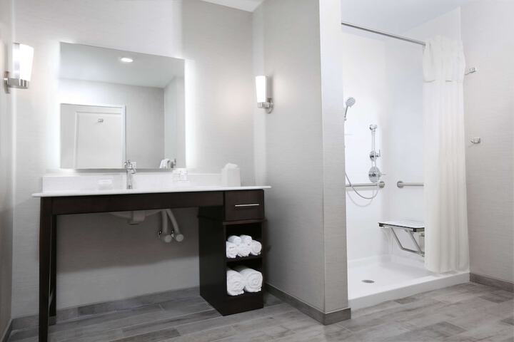 Bathroom shower