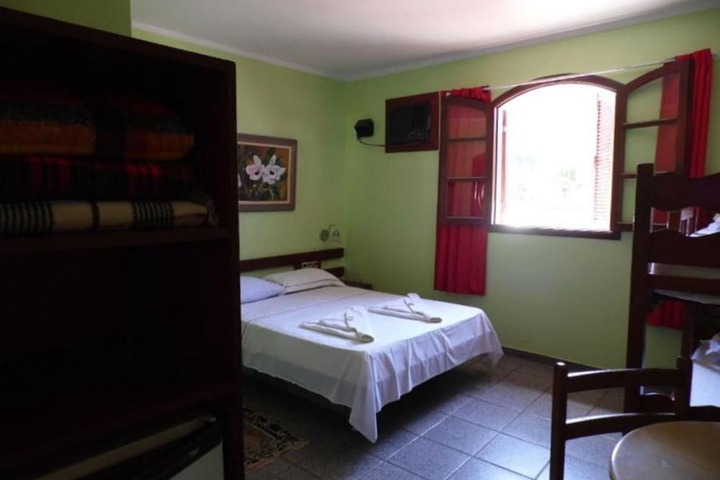 Room 11 of 41