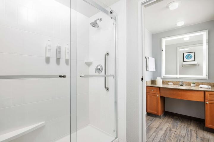 Bathroom shower