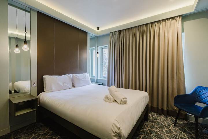 Room 35 of 263