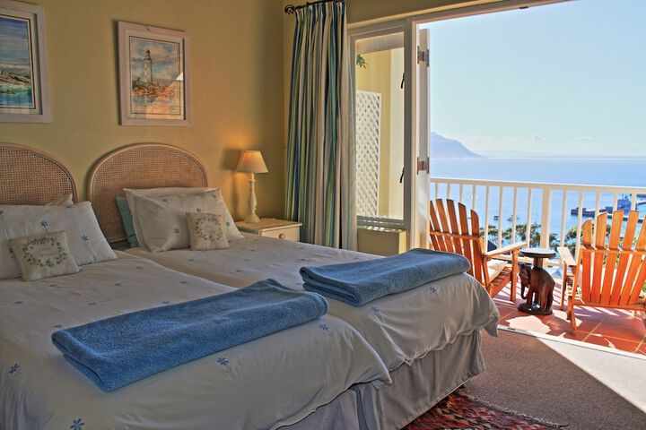 Room 4 of 50