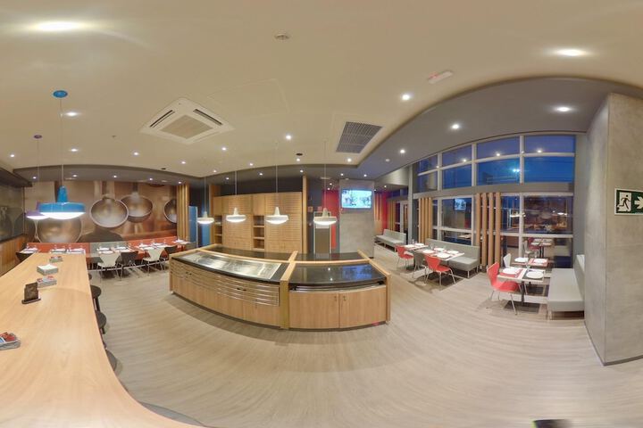 Dining 46 of 71