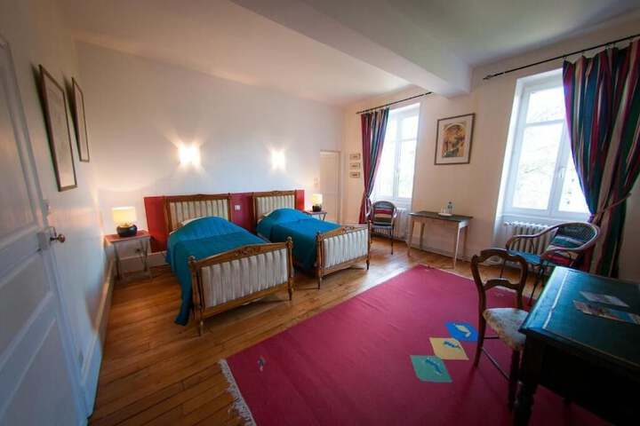 Room 6 of 54