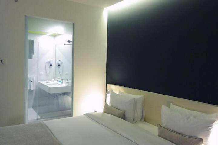 Room 9 of 57