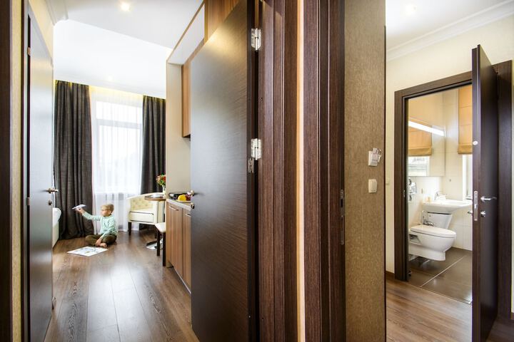 Room 15 of 52