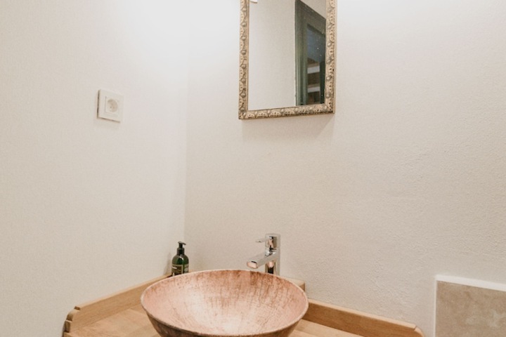 Room 40 of 61