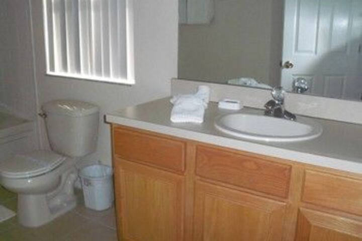 Room 3 of 13