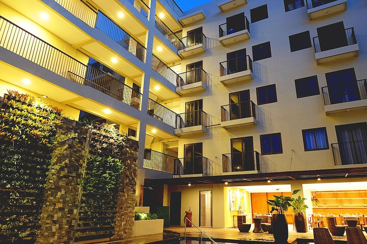 Hotel 75 of 76