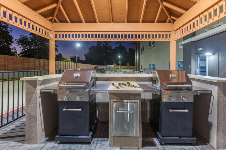BBQ/picnic area