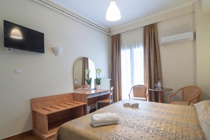 Room 22 of 40