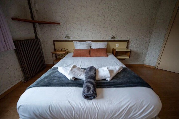 Room 20 of 46