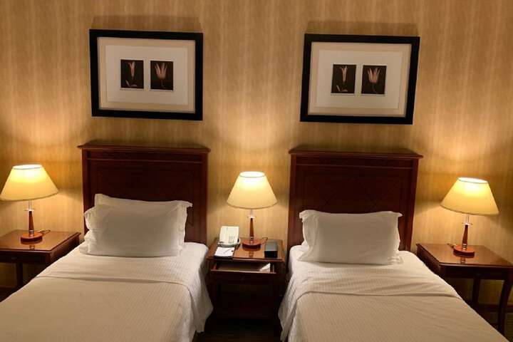 Room 43 of 132
