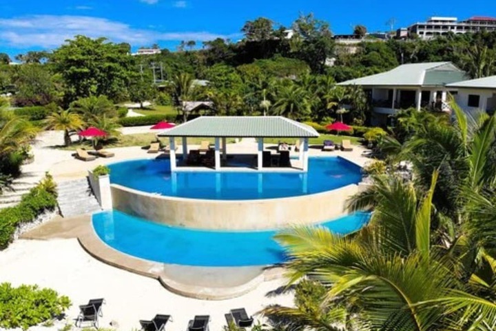 Pool 50 of 109