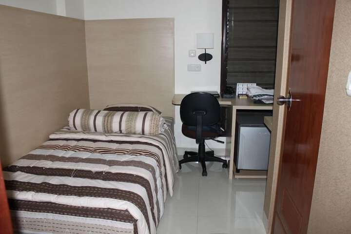 Room 3 of 16