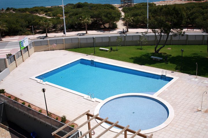 Pool 34 of 79