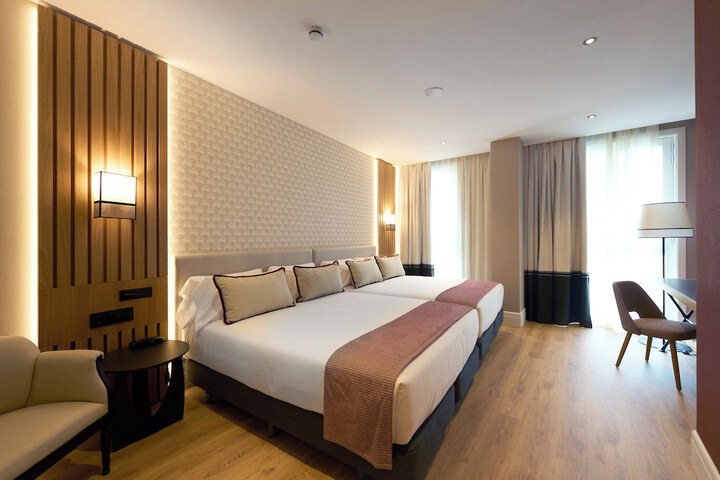 Room 54 of 116