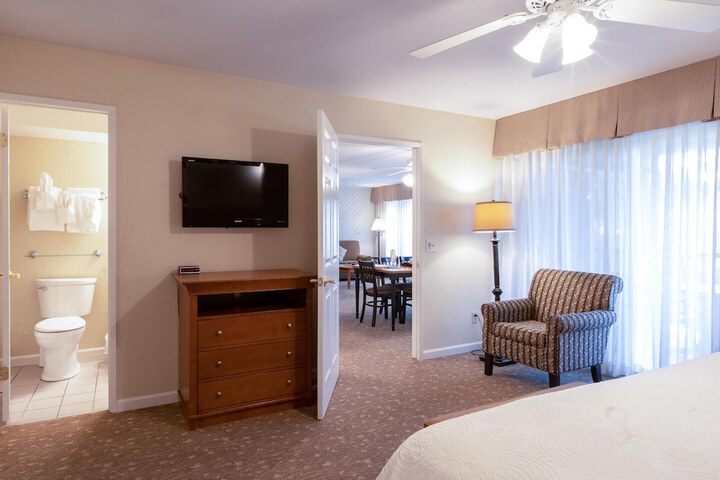 Room 17 of 45