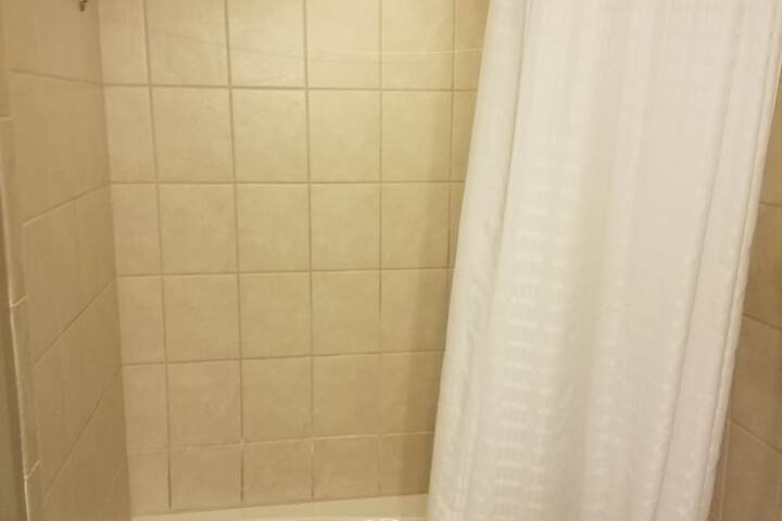 Room 138 of 190
