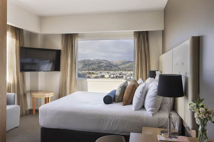 Room 10 of 39