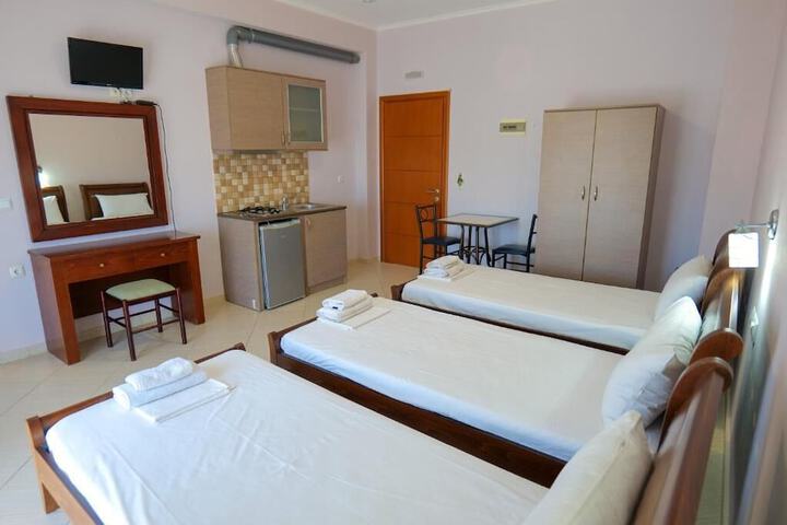 Room 56 of 103