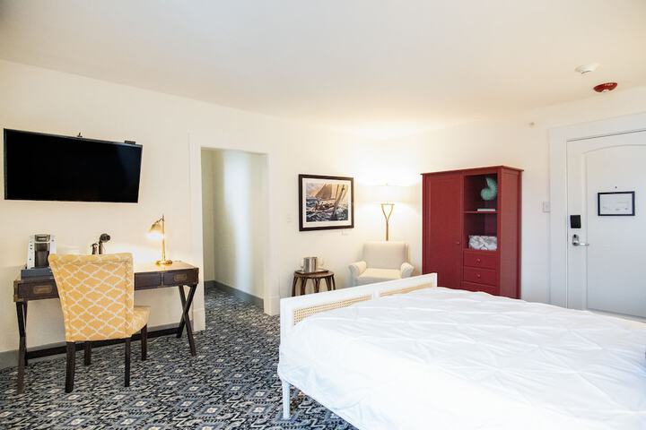 Room 40 of 78