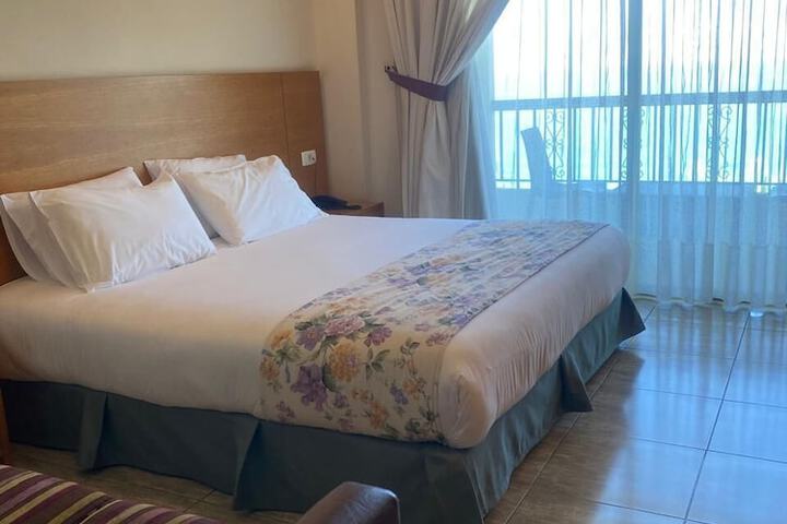 Room 15 of 81