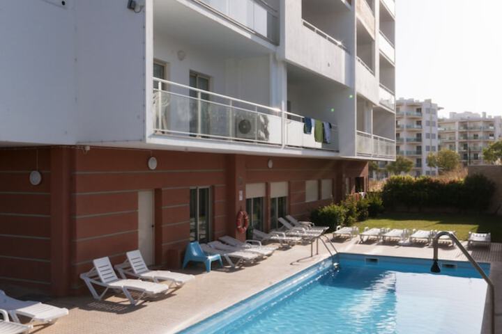 Pool Hotel