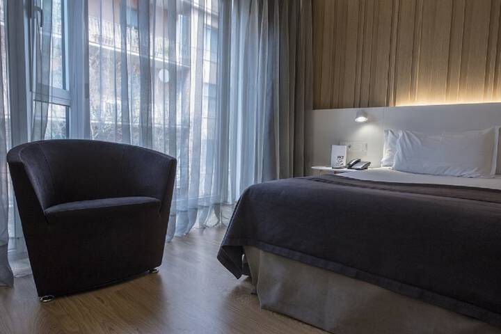 Room 12 of 78