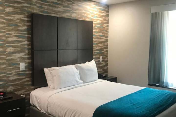 Room 10 of 35