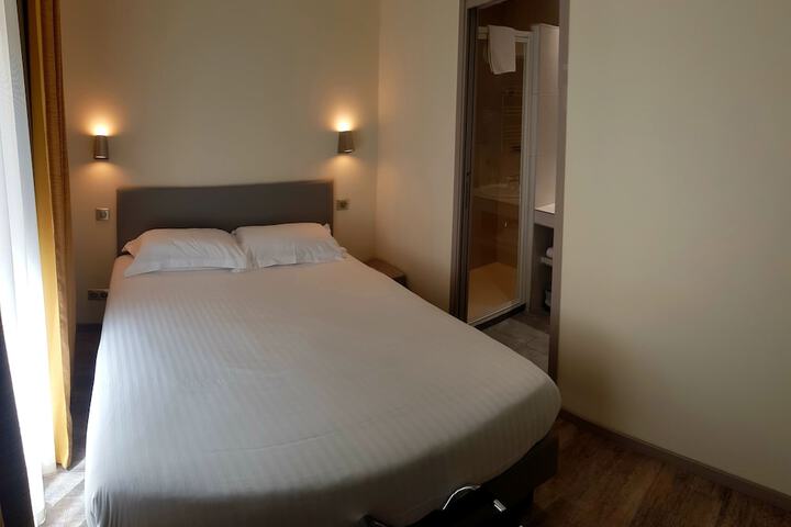 Room 19 of 56