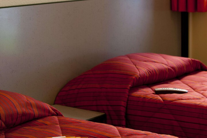 Room 15 of 34