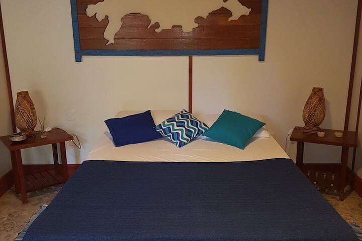 Room 5 of 31