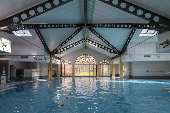 Pool 32 of 75