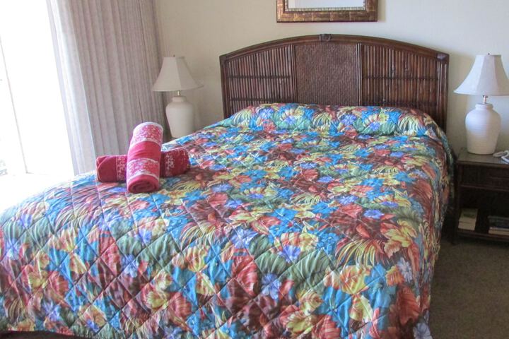 Room 33 of 484