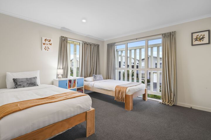 Room 9 of 20