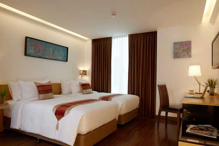 Room 15 of 26