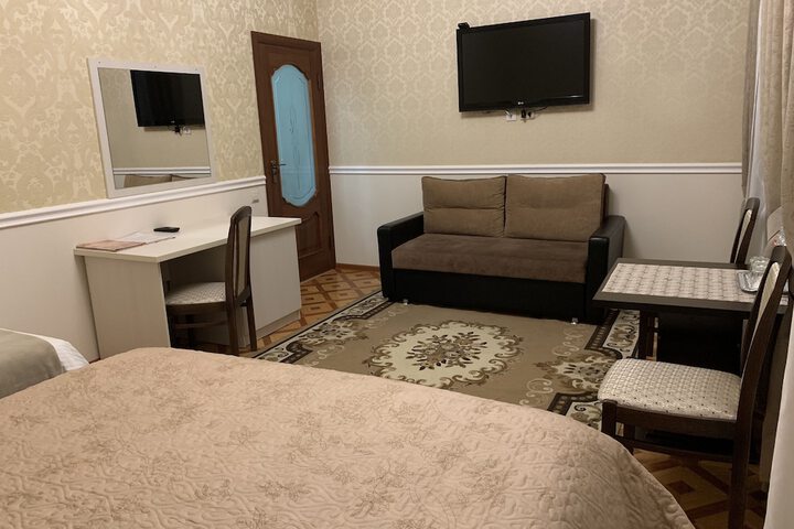 Room 7 of 22