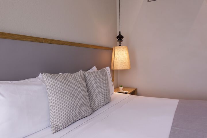 Room 27 of 70