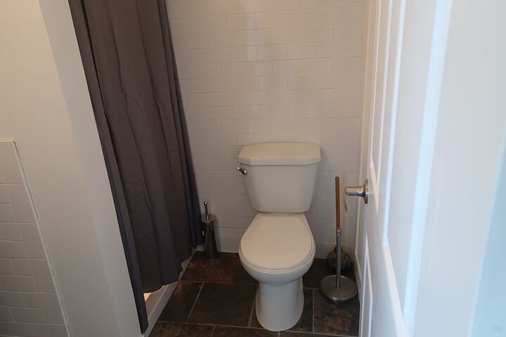 Room 35 of 41