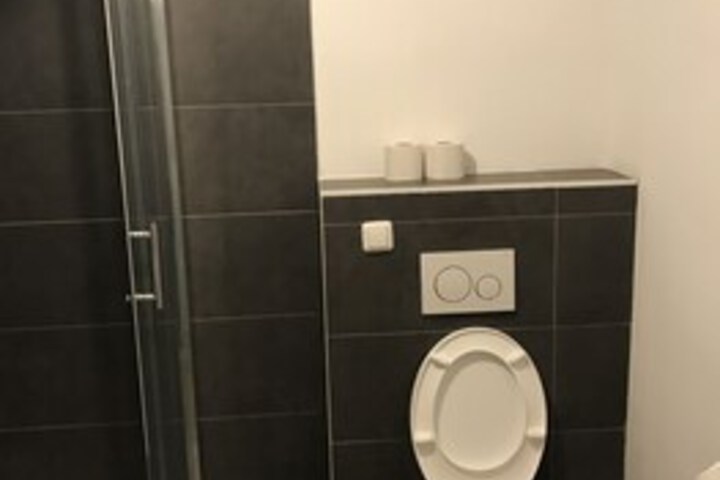 Room 2 of 13