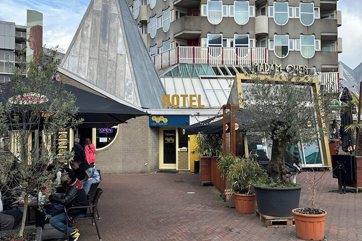 Hotel 47 of 49