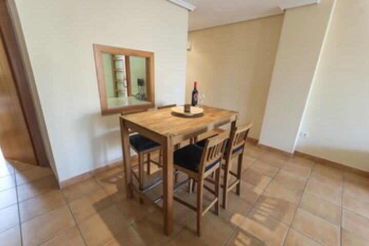 Dining 10 of 21