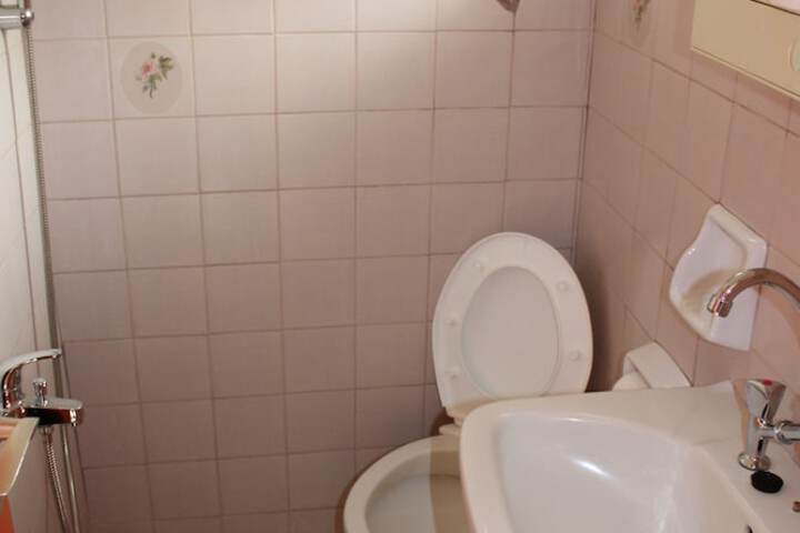 Clean Restrooms